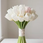 12 Tulip Wedding Bouquet Ideas for a Minimal Romantic Look Unveiled