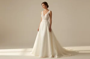 A-Line Wedding Dress Elegant: Timeless Wedding-Day Chic