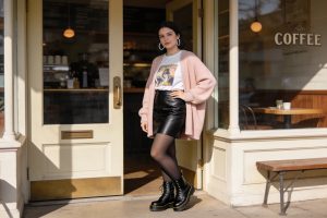 15 Casual Doc Martens Outfits for Coffee Dates and Weekend Plans You’Ll Love