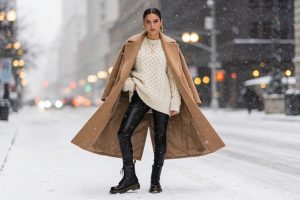 17 Dr Martens Winter Outfits That Keep You Cozy and Stylish: Cozy Kickstart